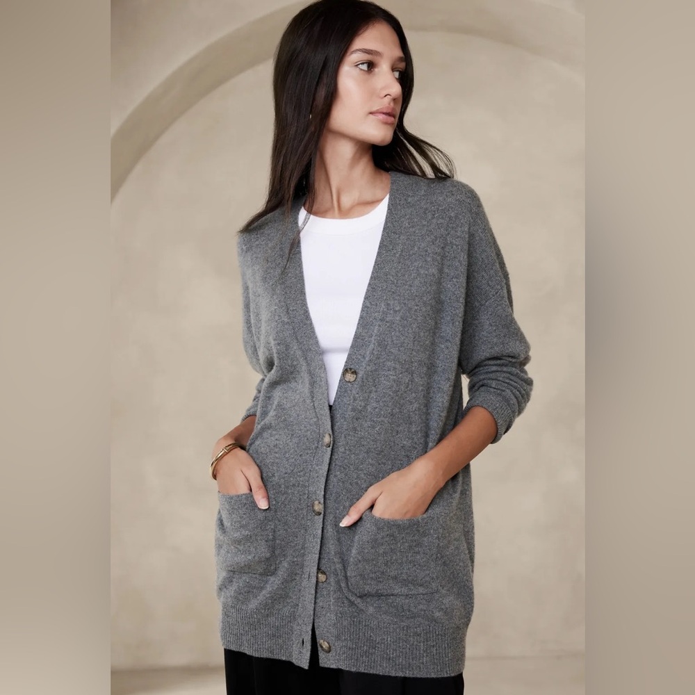 Banana Republic Caro Oversized Lightweight Cashmere Cardigan RETAIL $180+taxes